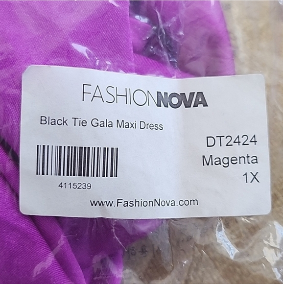 Fashion Nova fuchsia sexy formal - Picture 3 of 7